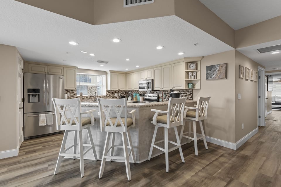 Kitchen Counter Seats 4