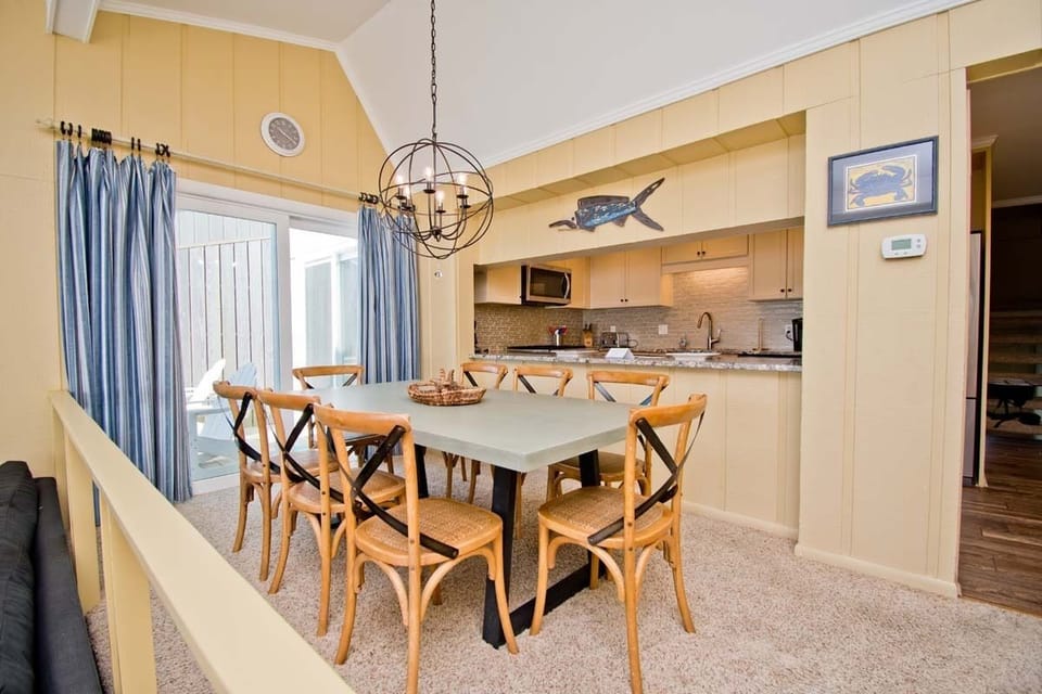 Level One Dining