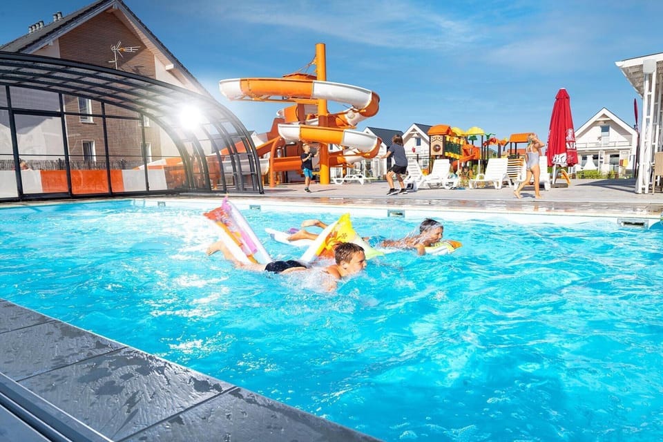 Holiday Home Swimming Pool