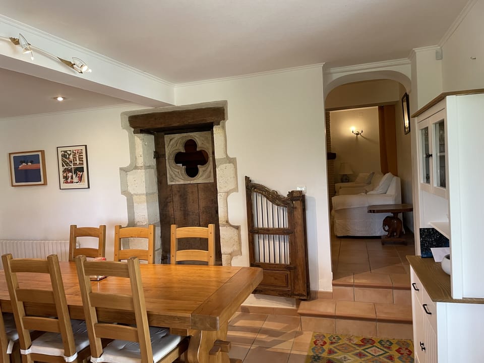 Kitchen to Salon
