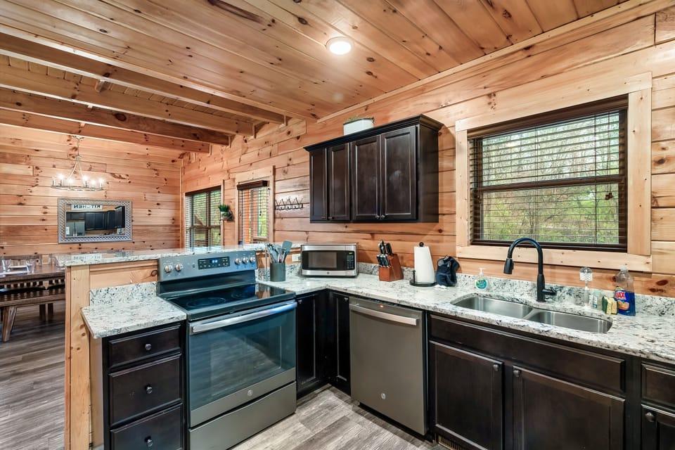 A kitchen designed for connection – sip, savor, and socialize