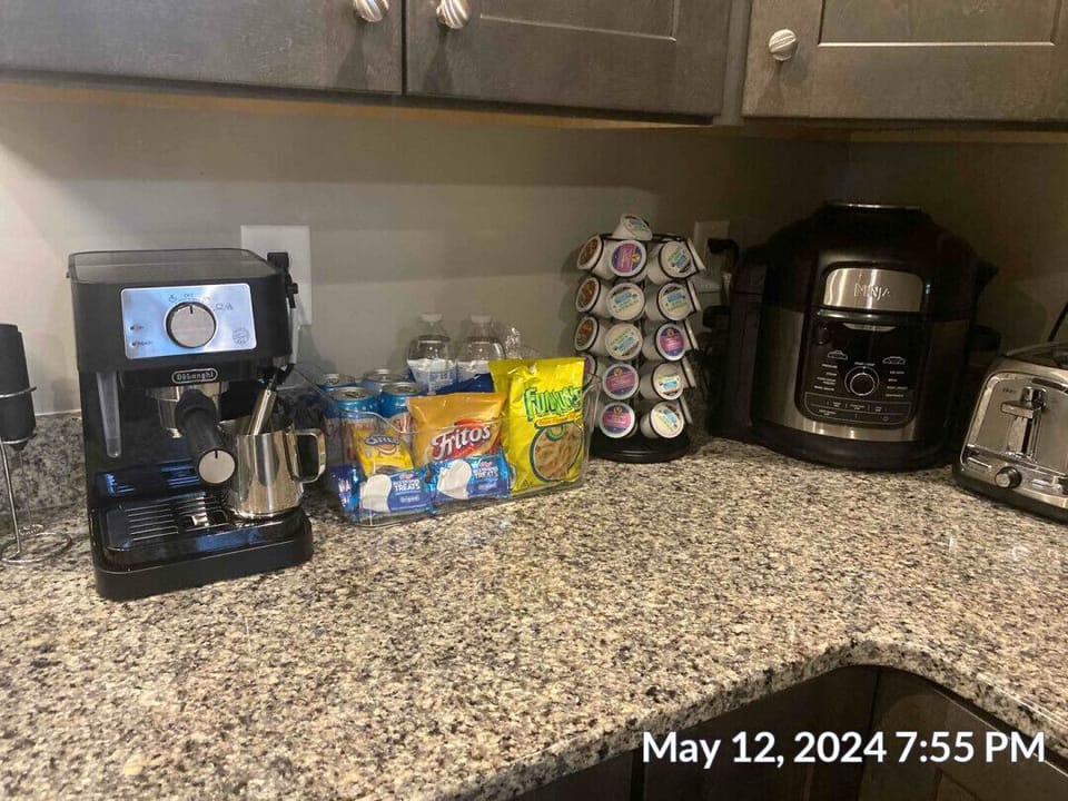 Small kitchen appliances 
