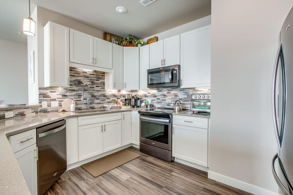 Kitchen | Cooking Basics | Keurig/Drip Coffee Maker | Trash Bags/Paper Towels