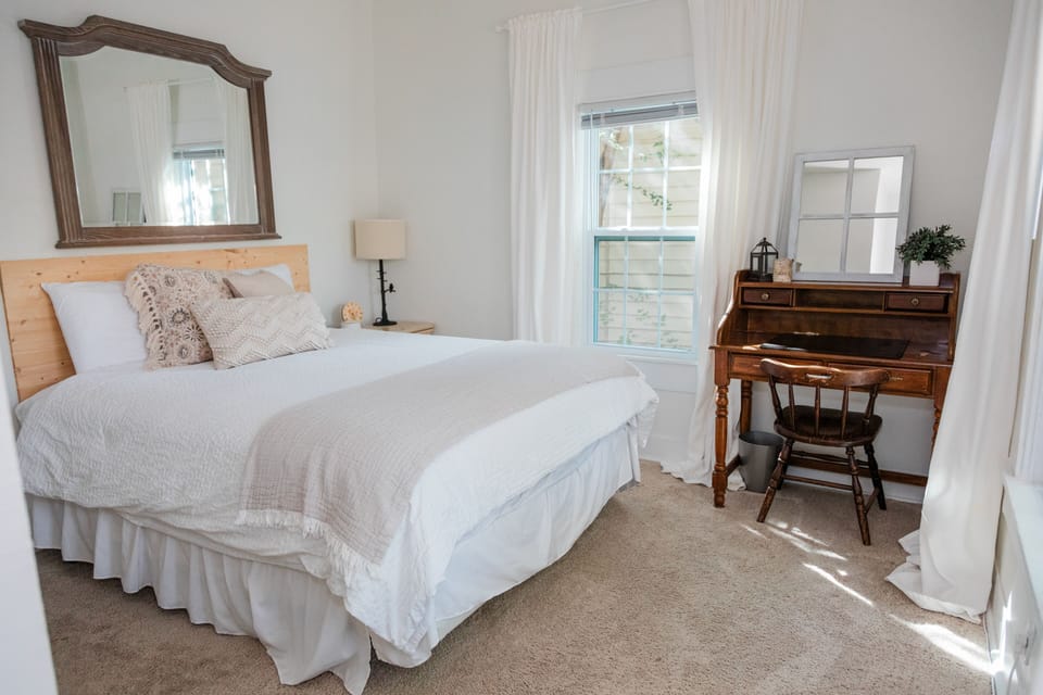 Downstairs Bedroom 1