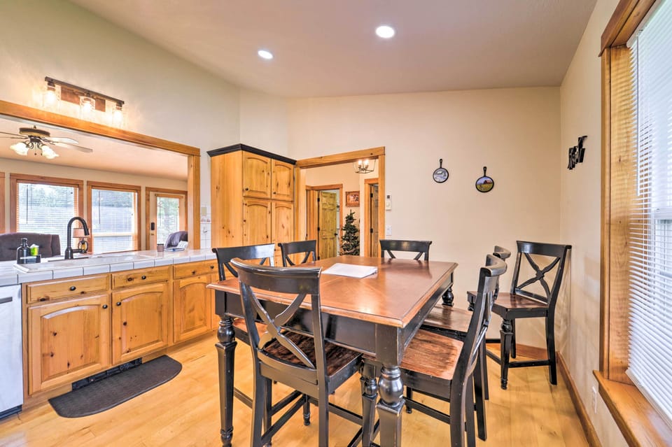 Kitchen. 