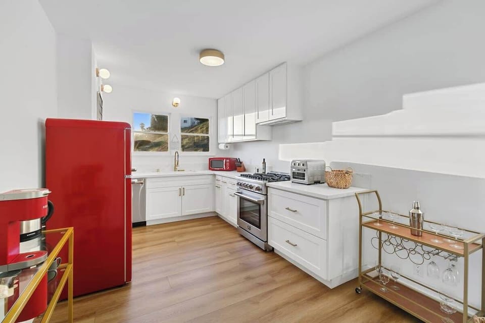 Suite B Kitchen