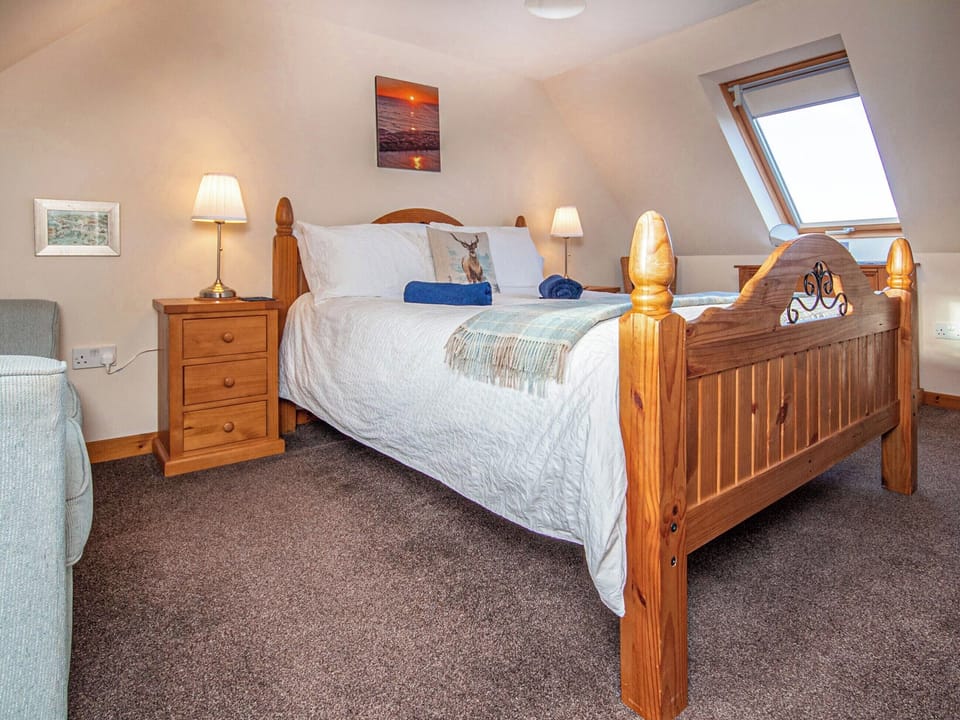 Double bedroom | Sunnyside Cottage, Embo, near Dornoch