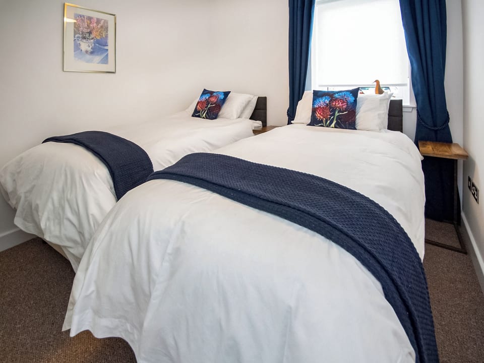 Twin bedroom | Thistledown, Dornoch