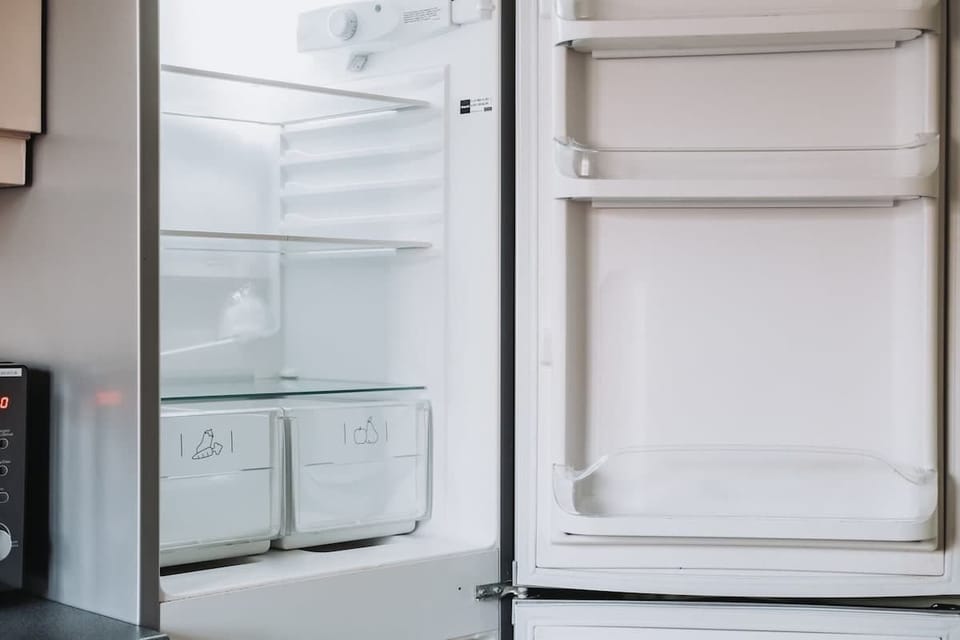 With all the essential facilities, the kitchen offers everything you need, including a washing machine for added convenience
