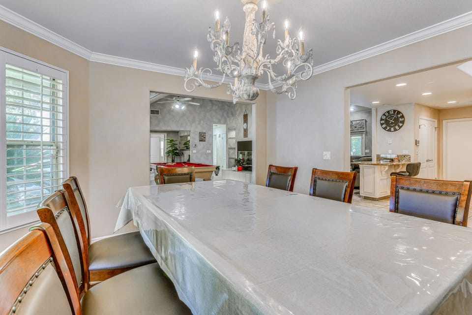 Dining Room | Dishware & Flatware Provided