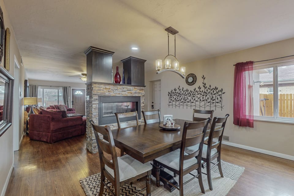 Dual sided fireplace