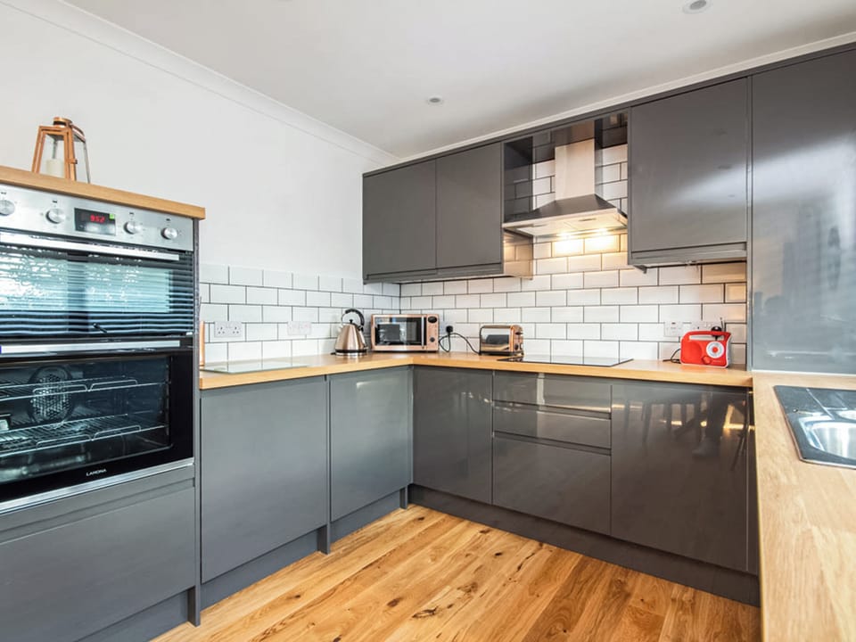 Kitchen | Flat 1, Inverness