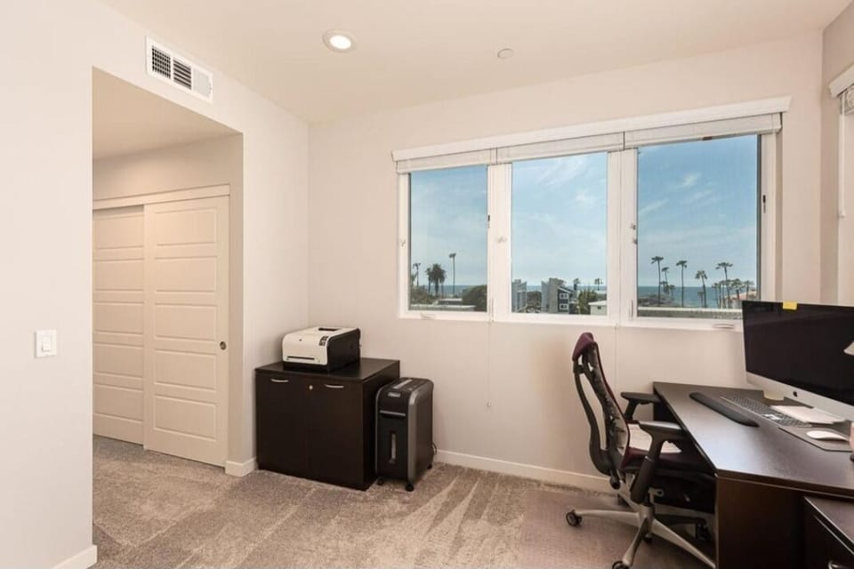 Master bedroom 2