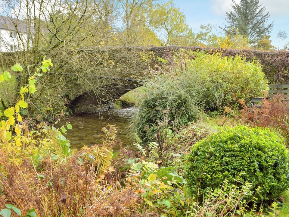 Surrounding area | Yr Hen Efail, Abergorlech