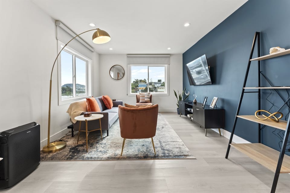 Living Room with 55" Smart TV