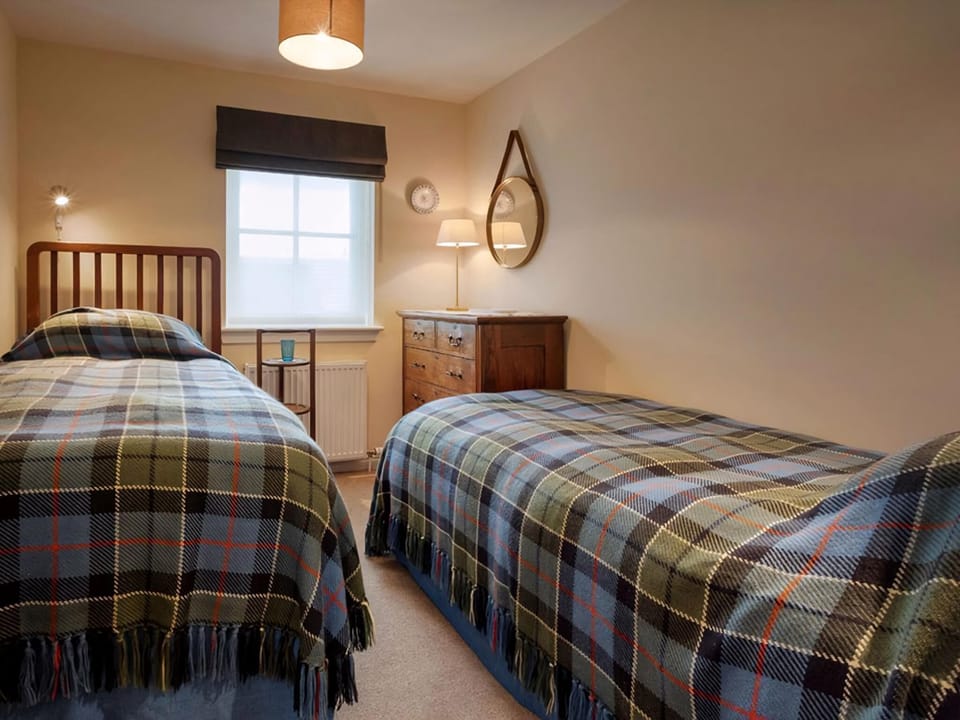 Twin bedroom | Grant Crescent, Dornoch