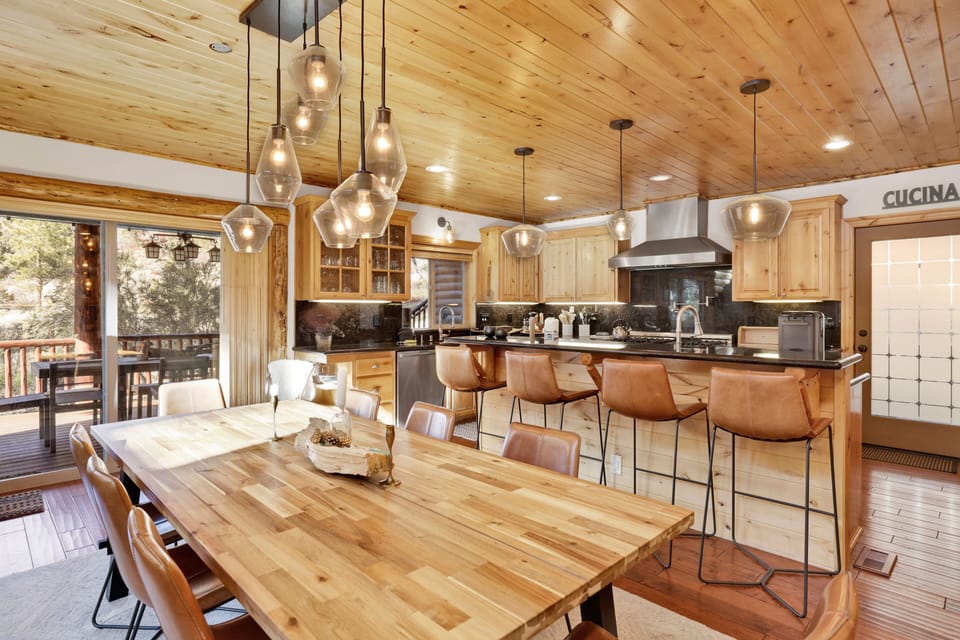 Inviting dining area designed for comfort and connection. The space feels open and airy, with a warm atmosphere that makes everyday meals and special gatherings equally enjoyable.