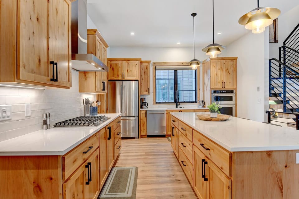 Fully Equipped Chef's Kitchen