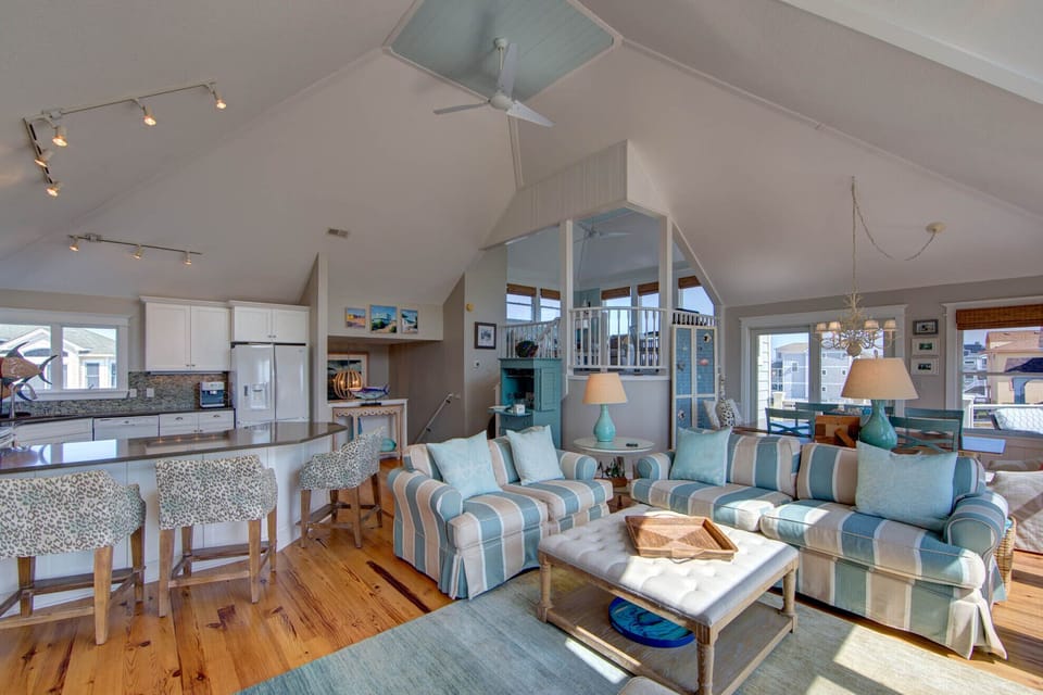 Living Area - Top Level