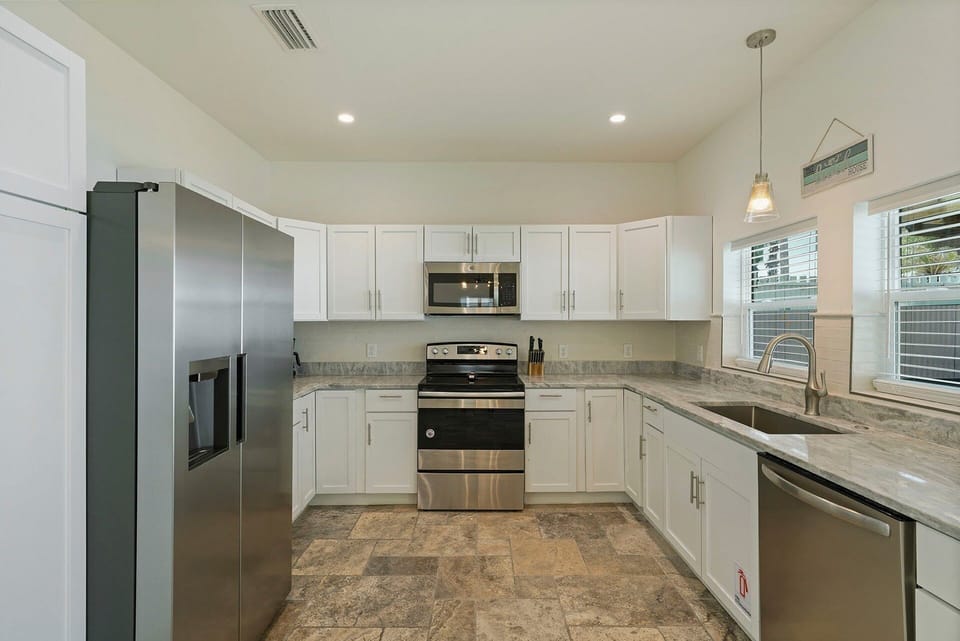 A Wave From It All - Miramar Beach - Kitchen