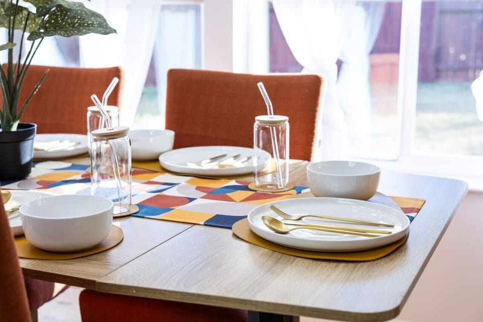 Vibrant tableware.