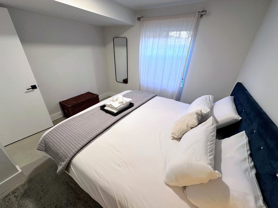 King bed in bedroom 2
