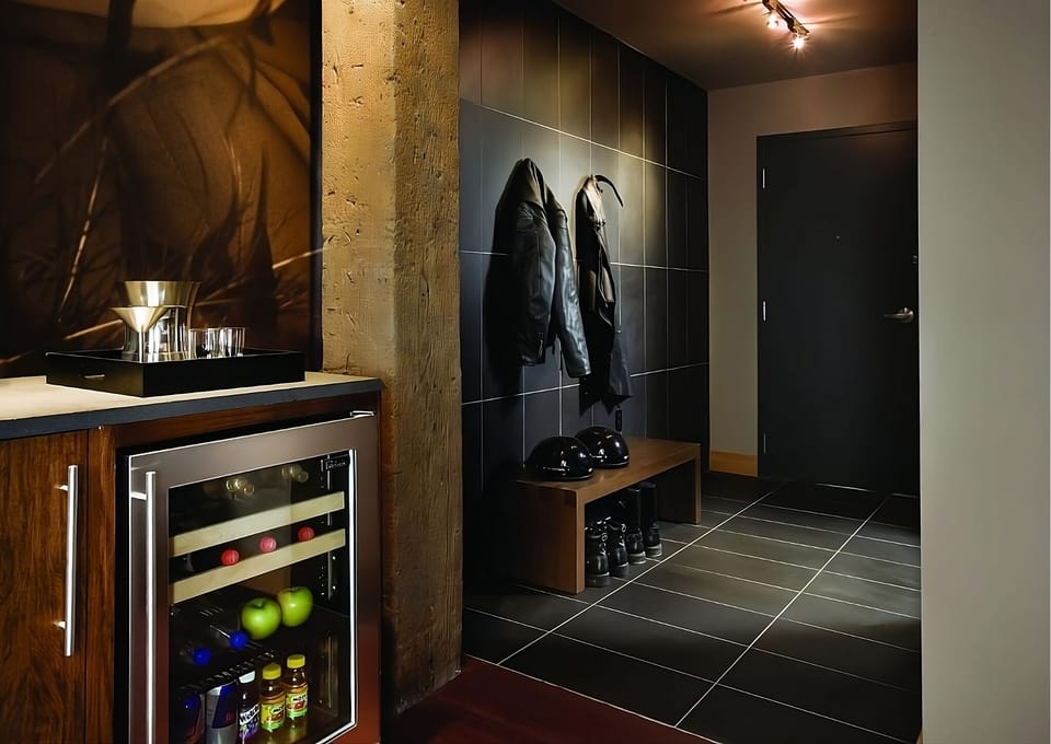 Lounge Area