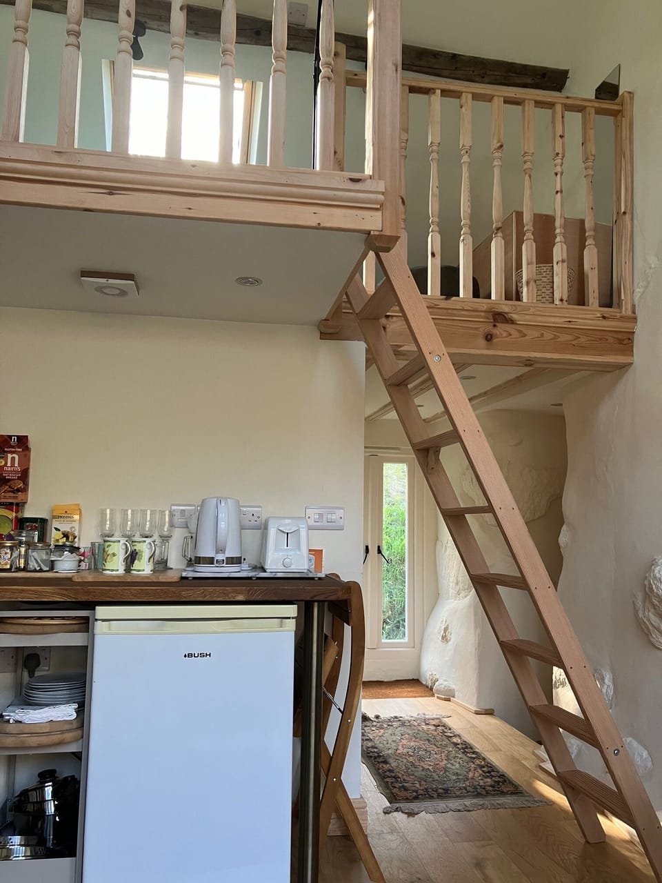 The mezzanine access