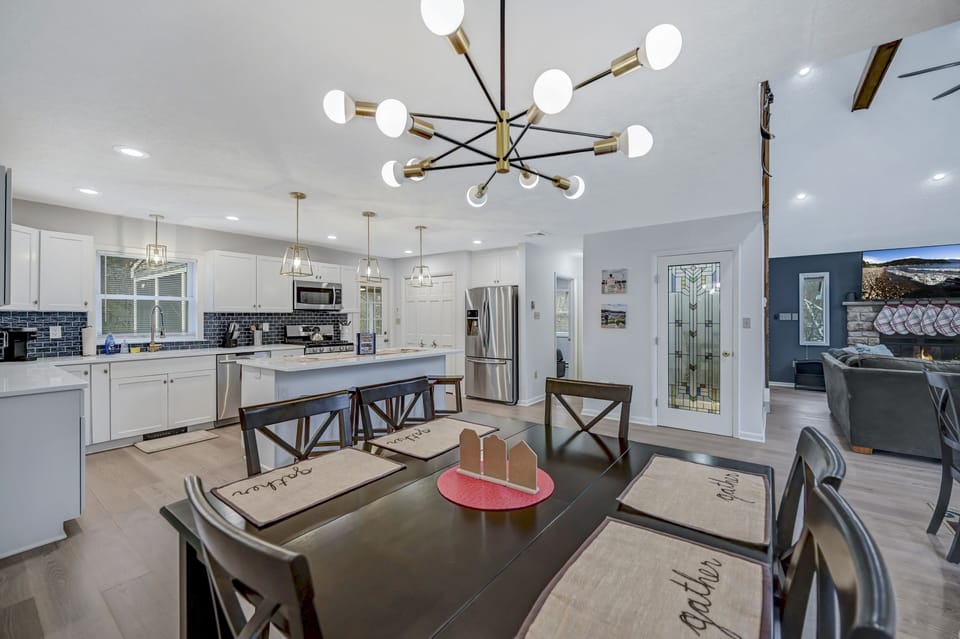 227 Birch Dr 056