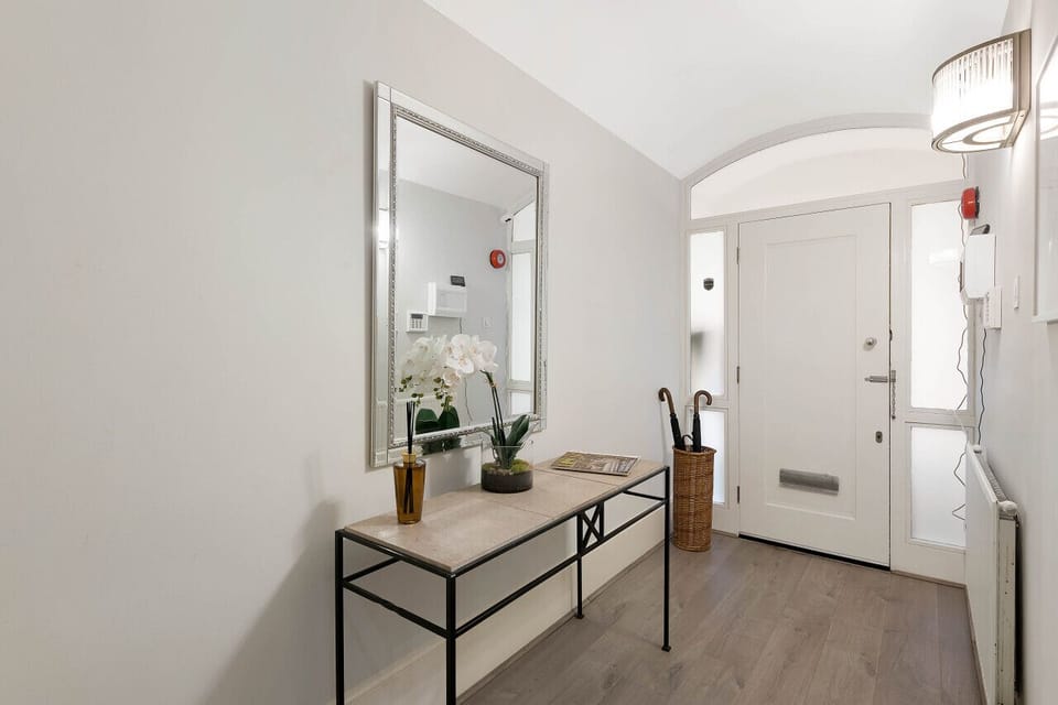Entrance - Video Entry System
