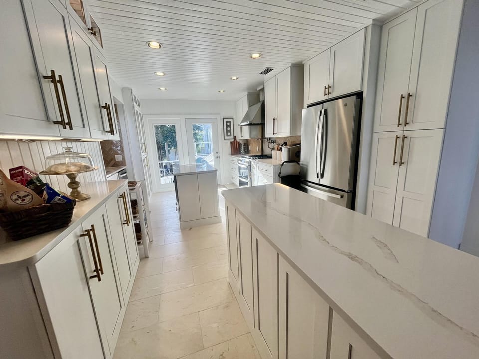 Multiple prep areas for food preparation