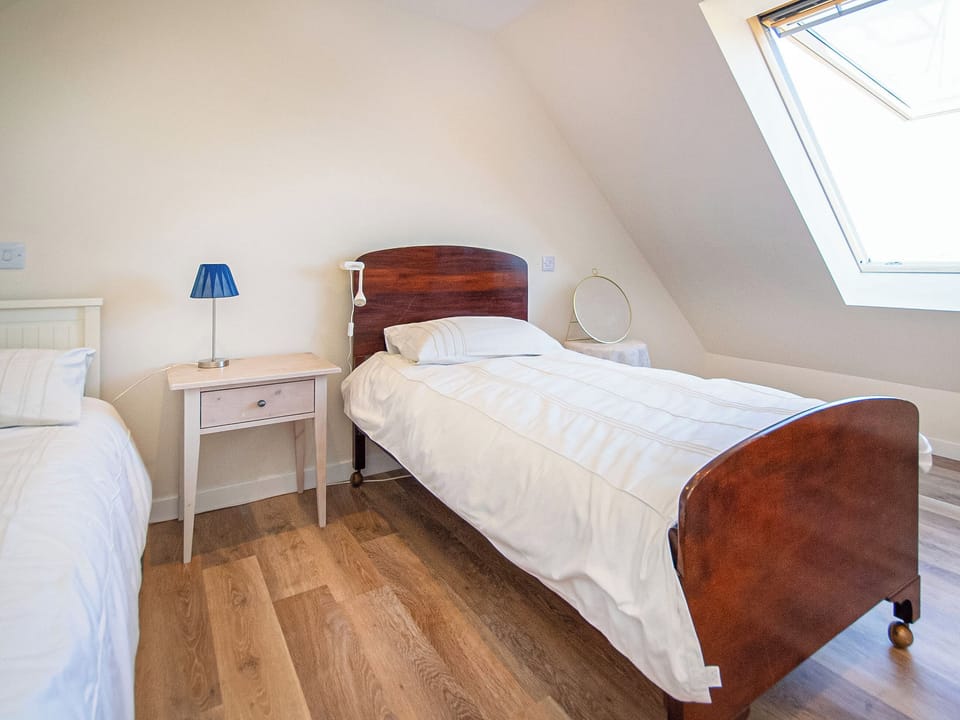 Twin bedroom | Y Bwthyn, Culbokie, near Black Isle