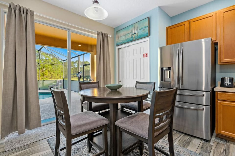 #travel #vacation #airbnbsuperhost #vacationrental #Disney