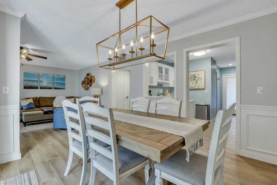 Dining table featuring 6 chairs