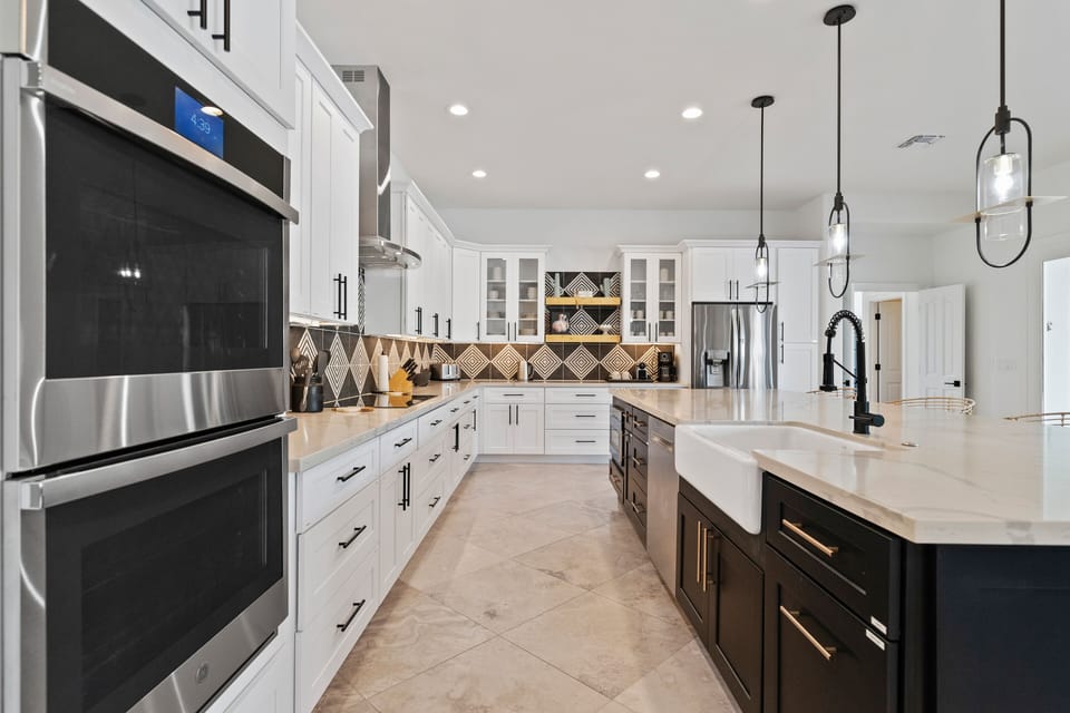 Feel like a chef preparing meals for your family and friends in this spacious kitchen