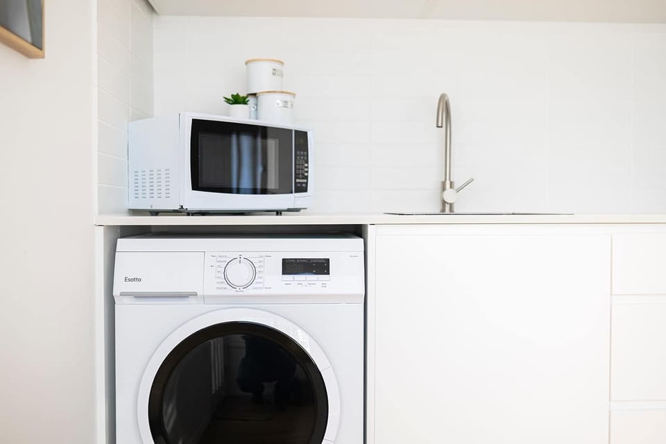 Washing Machine/Clothes Airer