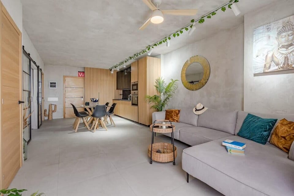 Living Room with Sitting & Dining Areas, Apple TV Multimedia & Sonos Sound System