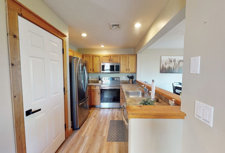 Kitchen with updated stainless steal appliances