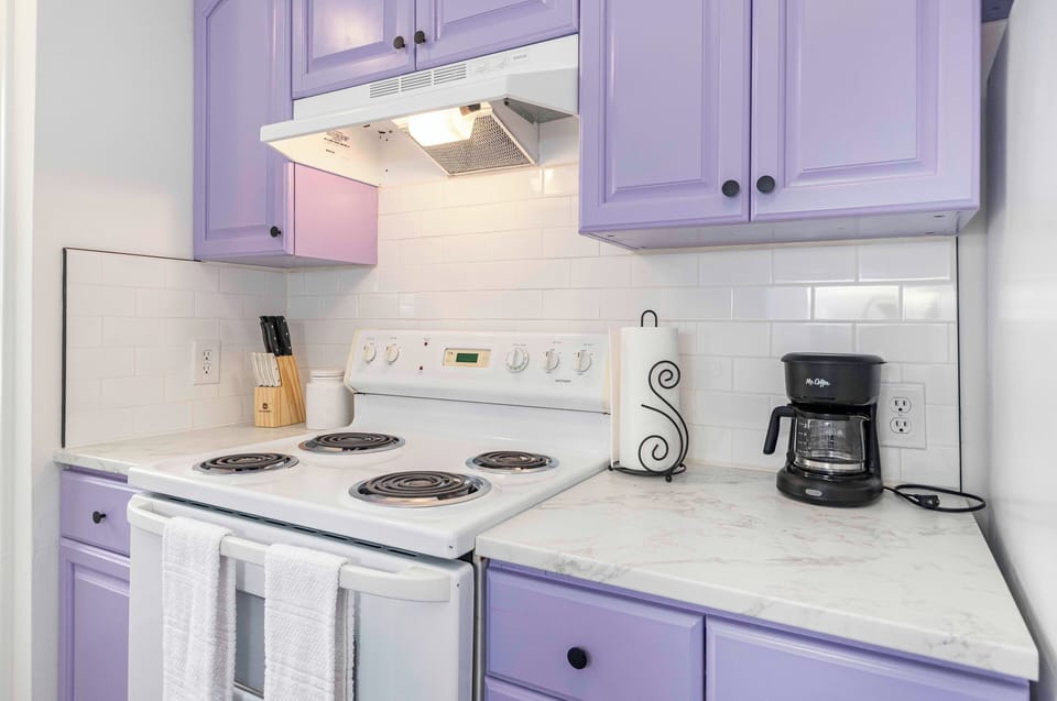In the kitchen, you will find everything you need to prepare your meals.