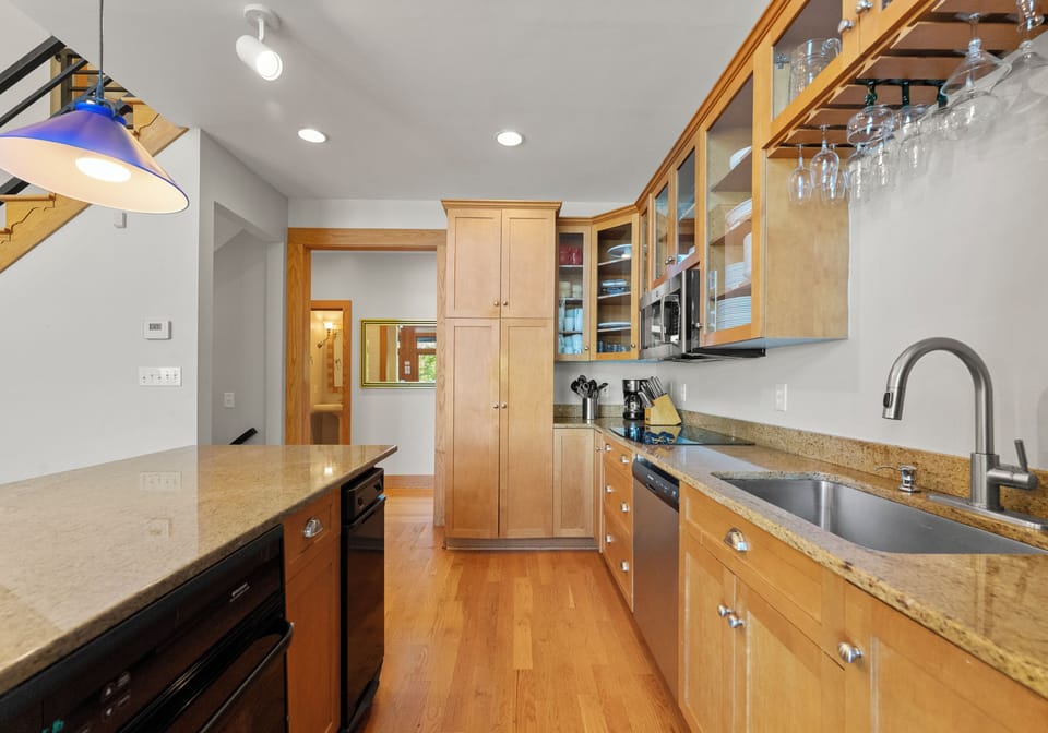 Galley style kitchen, with lots of island counter space.