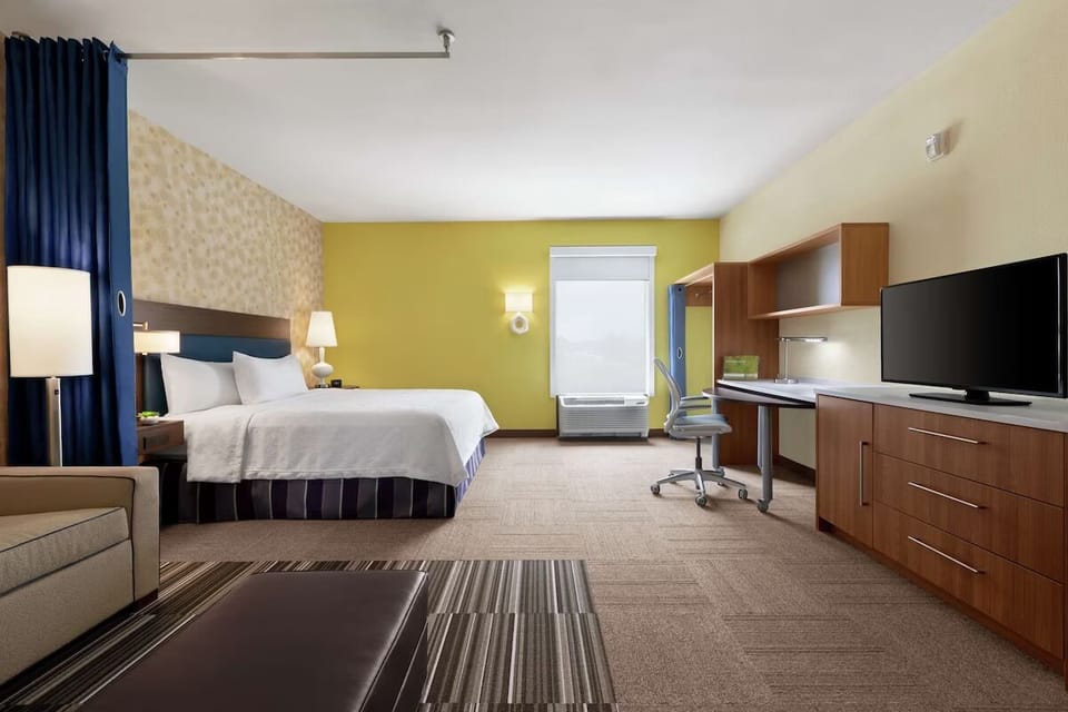 Bedroom. Interior and views may vary based on location and availability.