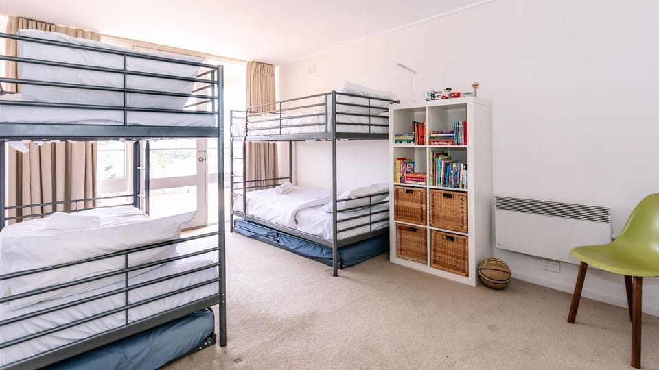 Bunk Room 4 Single Beds