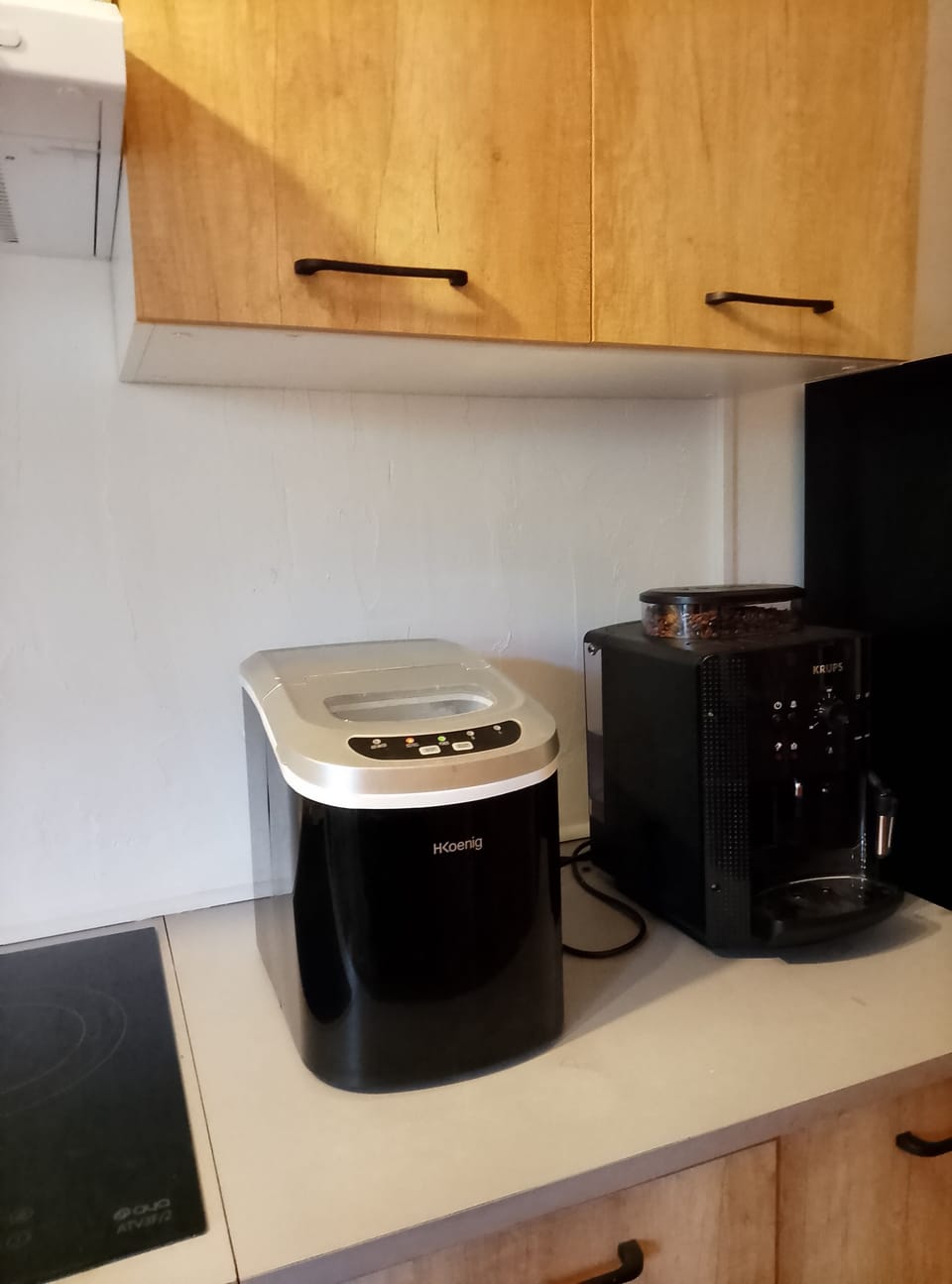 Ice Cube Machine 