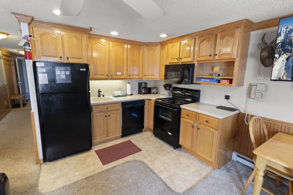 Fully-equipped kitchen