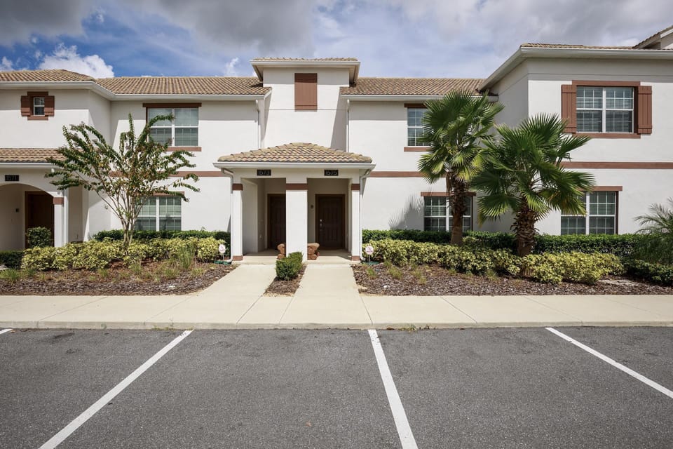 1575MoonValley