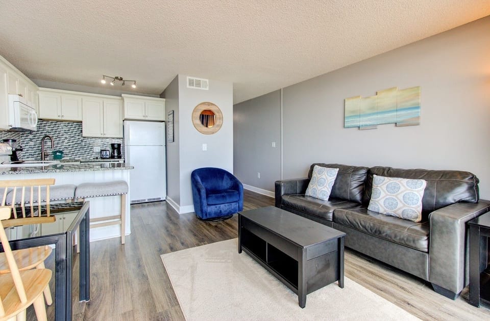 Atlantic Towers 607-print-006-008-Main Living Area-4200x2759-300dpi