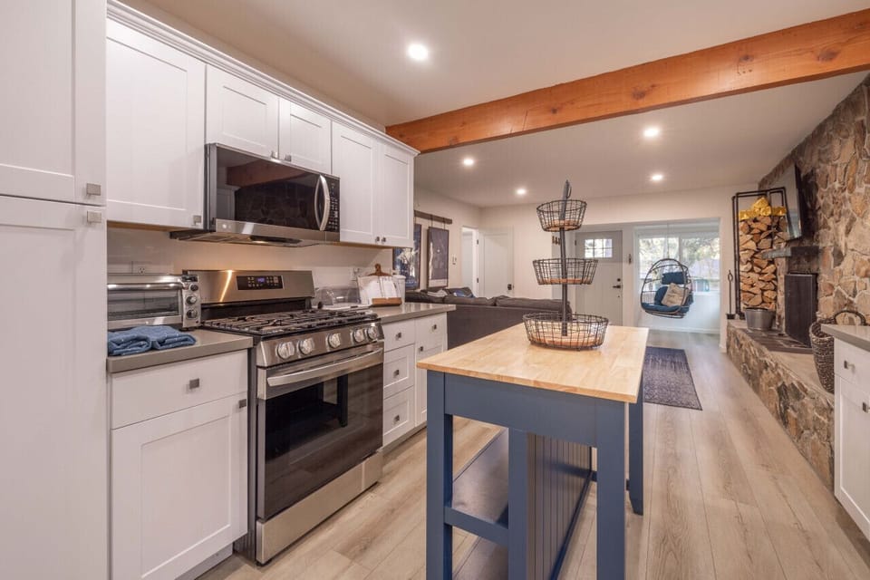 Updated appliances and renovated Kitchen