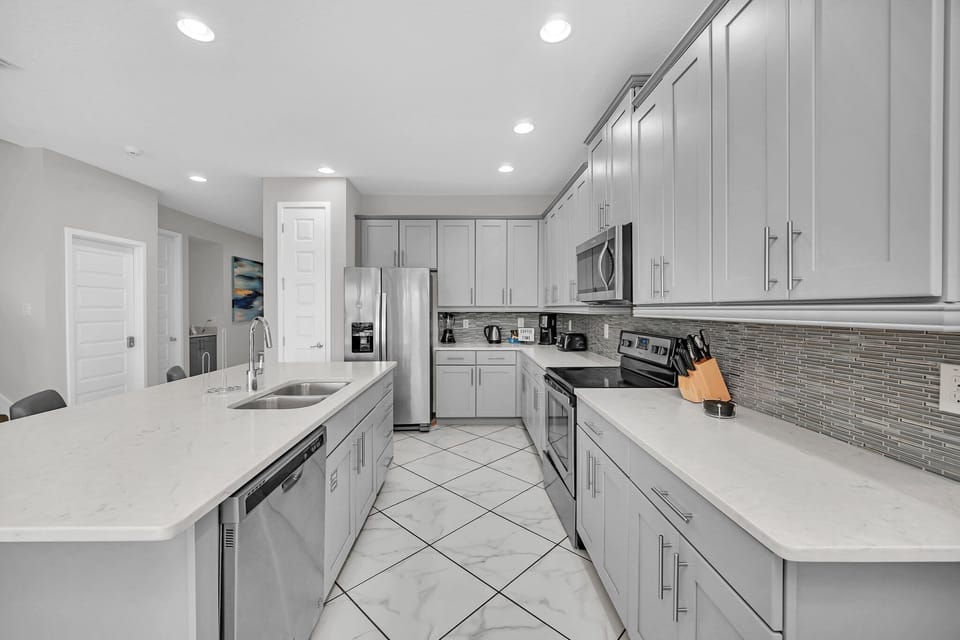 Cook up a feast or prep park snacks with ease in this chef-ready space.