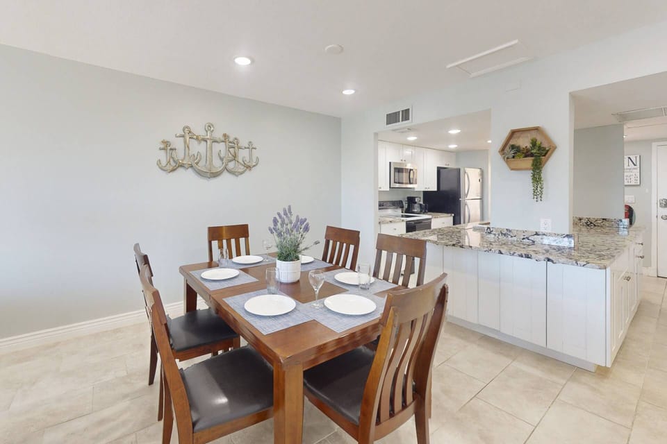 Indoor Dining for Six