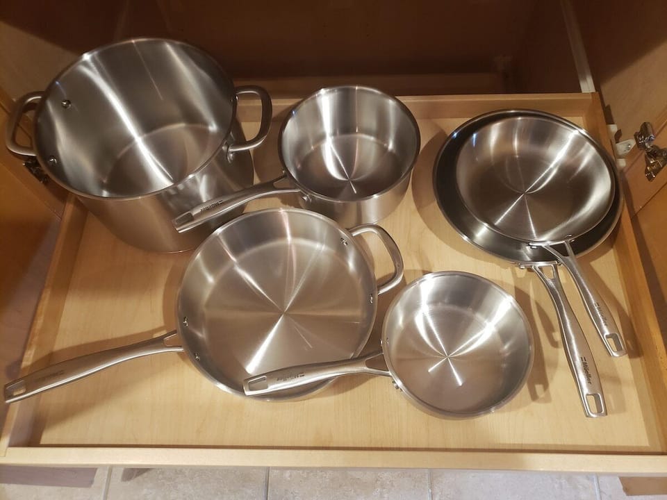 Full stocked kitchen including all the pots and pans you'll ever need.